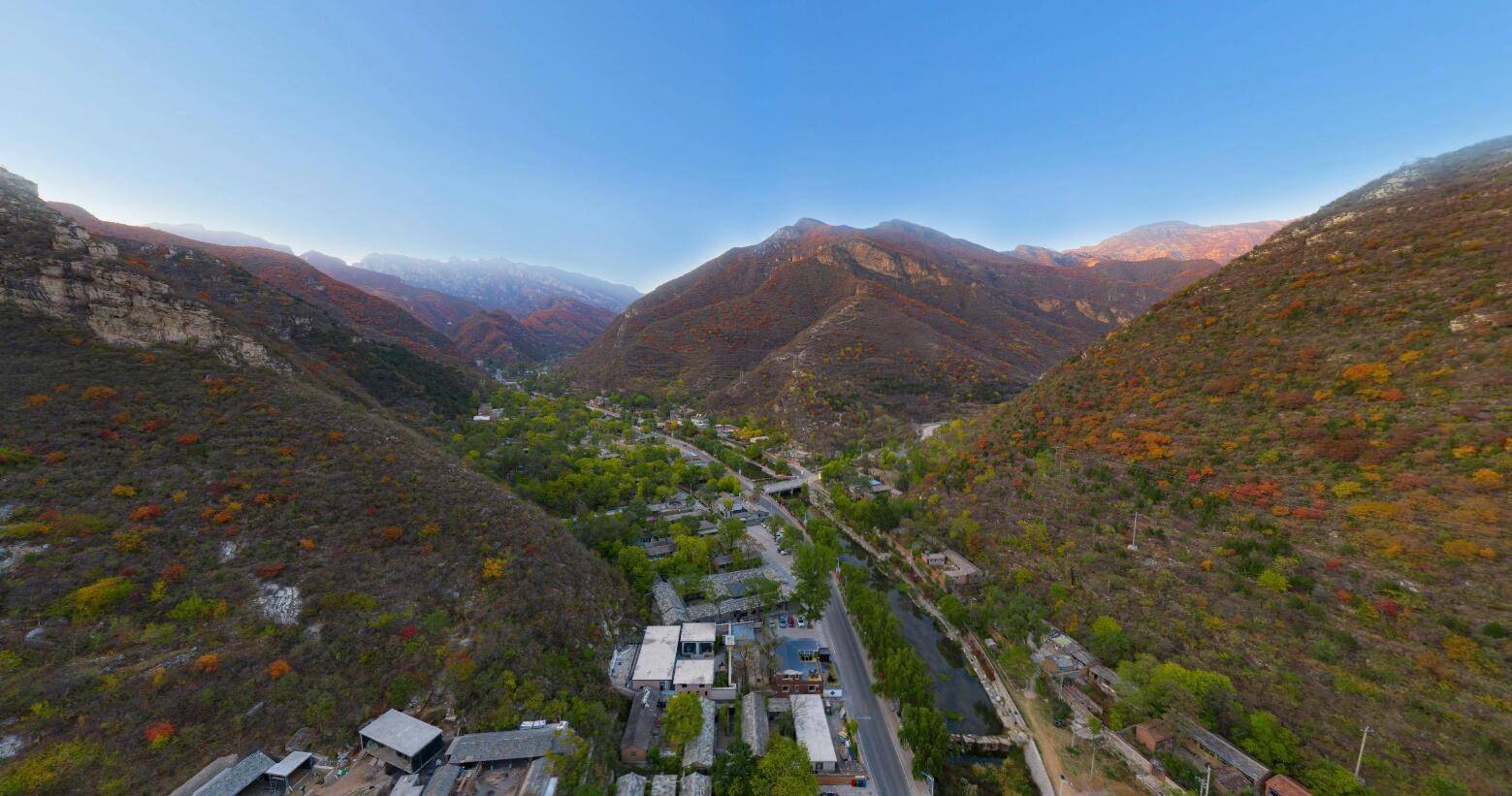 坡峰岭在哪_坡峰岭旅游攻略_坡峰岭景区VR全景展示-酷雷曼VR全景